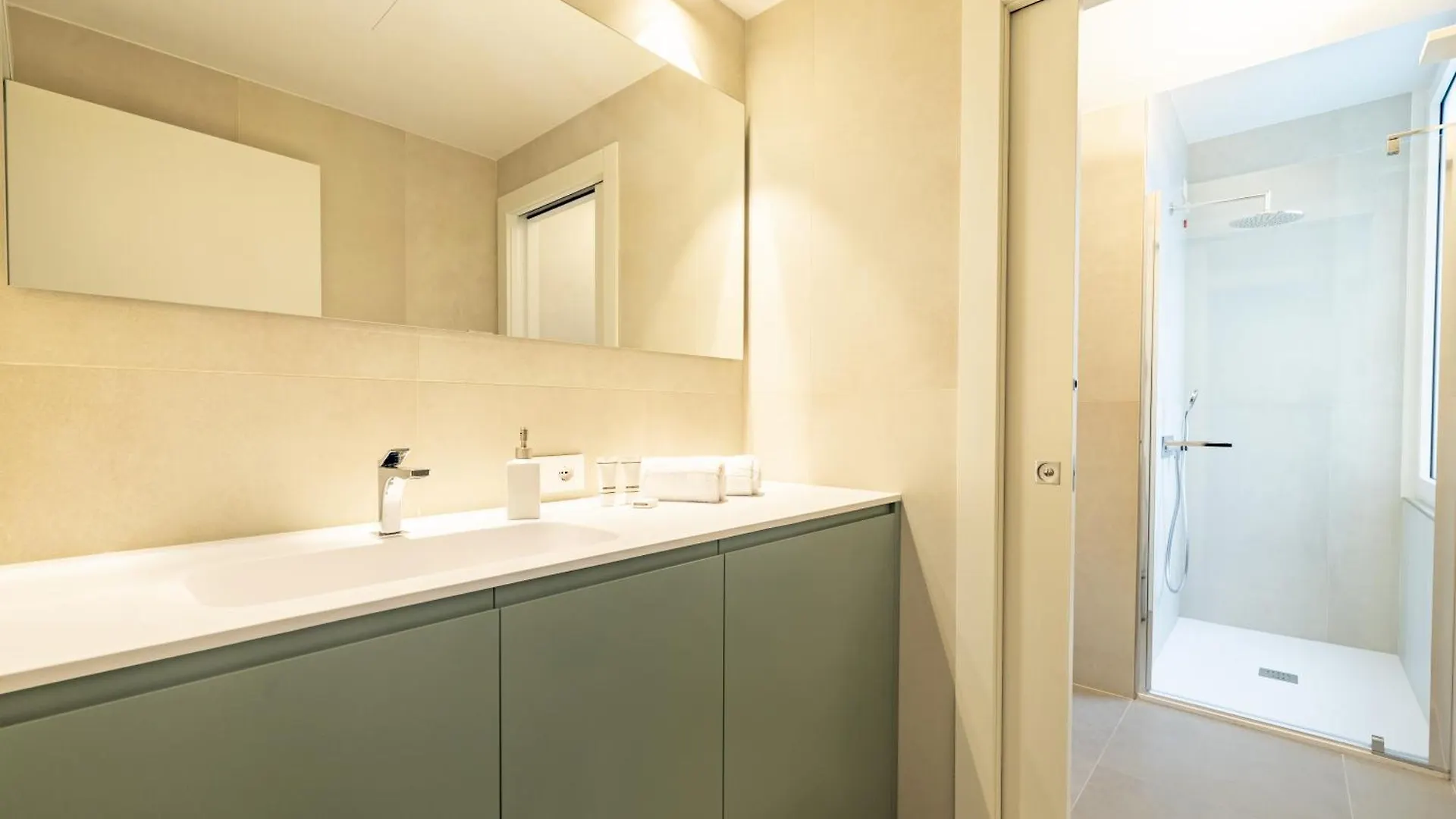 Apartment Pgrhome Buenos Aires Porta Venezia B Milan
